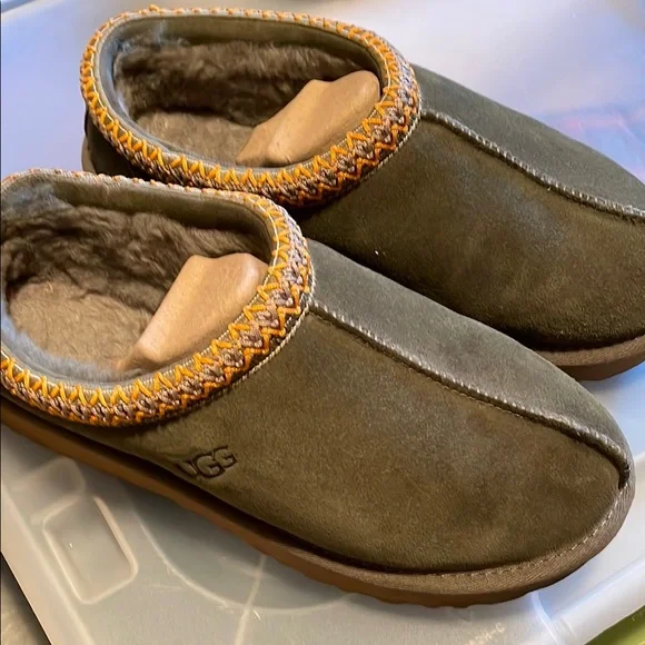 UGG | Shoes | Ugg Olive Suede Slippers With Mustard Trim  display picture 3